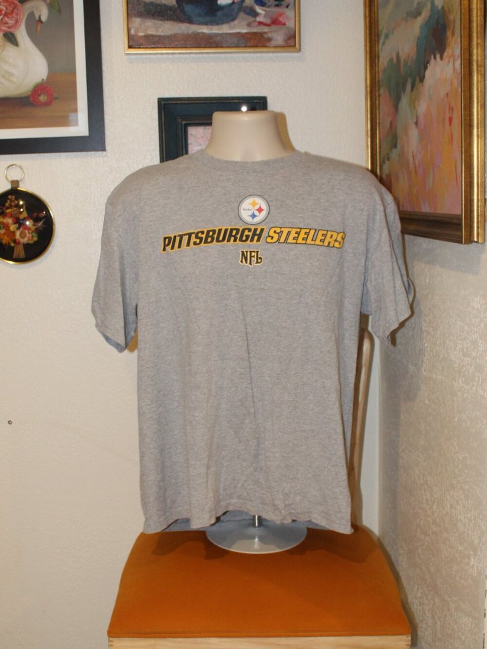 Pittsburgh Steelers NFL Gray Graphic T-Shirt Men’s Large
